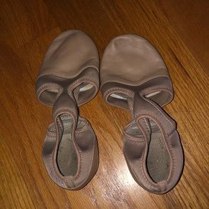 Capezio Tan/Brown Dance Shoes